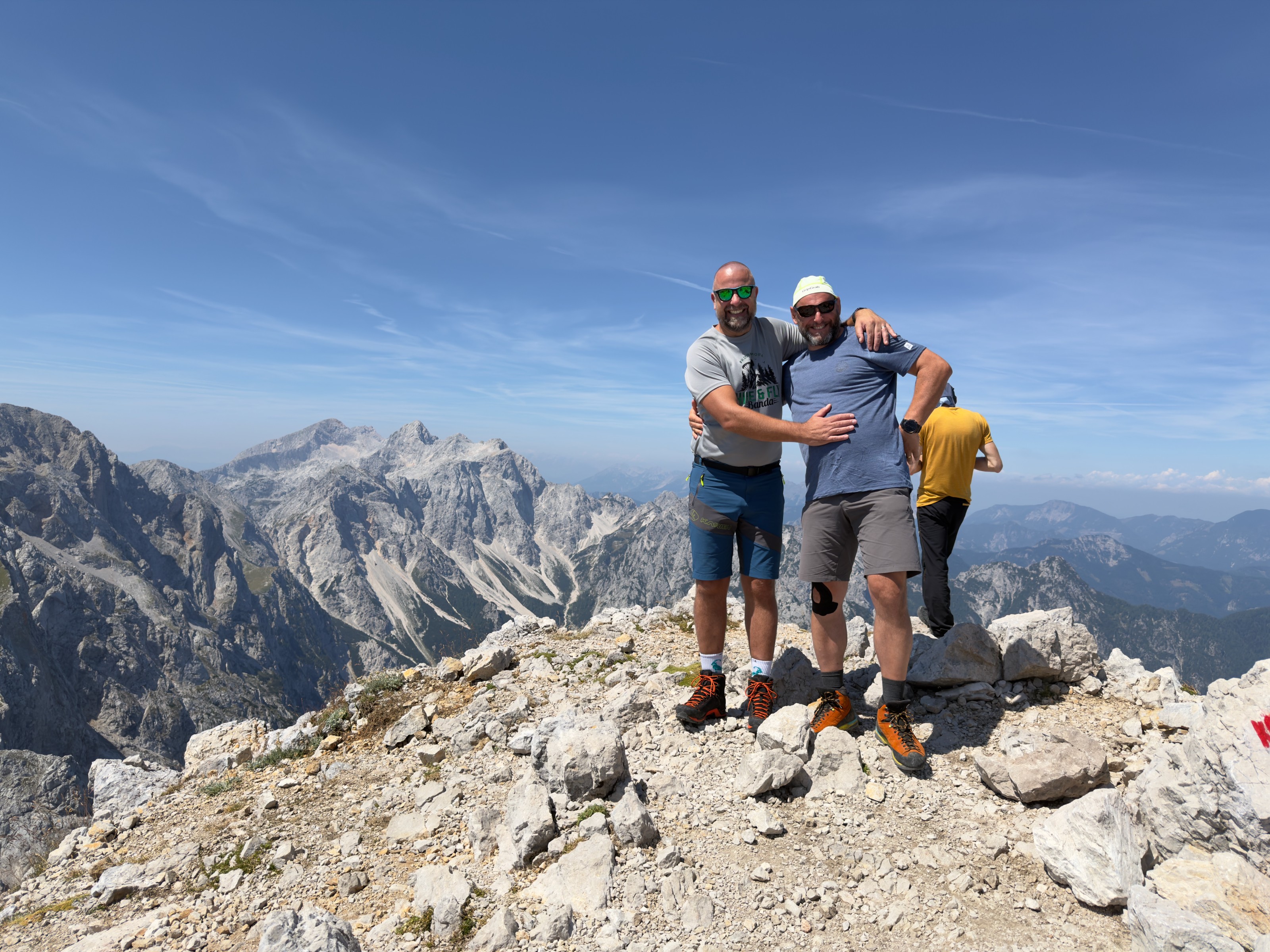 Ojstrica – fotografija s poti